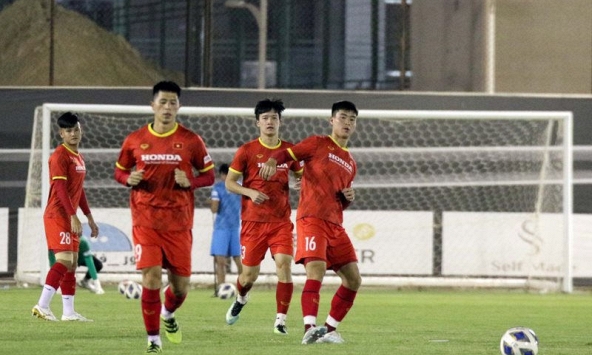 Buổi tập thứ ba của ĐT Việt Nam tại Riyadh: Hoàn thiện những mảnh ghép cuối cùng