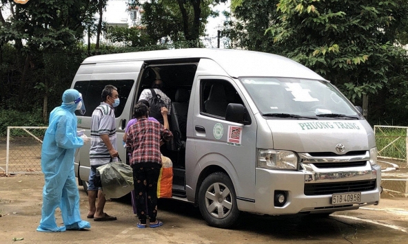 Thứ trưởng Bộ y tế, kêu gọi F0 khỏi bệnh cùng TP.HCM chống dịch