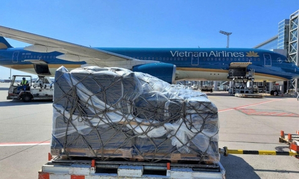 Đức tặng Việt Nam 2,5 triệu liều vaccine AstraZeneca 