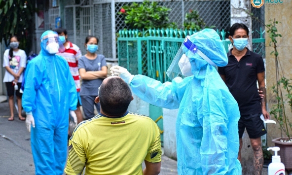 Thủ tướng yêu cầu các địa phương thực hiện giãn cách xã hội hoàn thành xét nghiệm trước 15/9