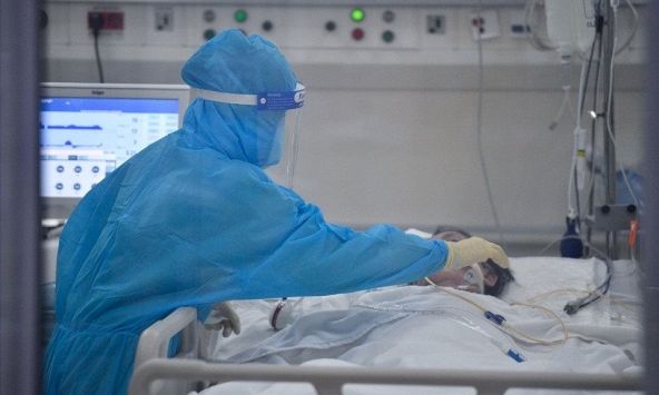 Bệnh viện tư nhân TP.HCM có được thu phí điều trị COVID-19?