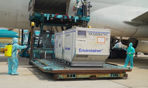 Nhật Bản tiếp tục tặng Việt Nam 400.000 liều AstraZeneca