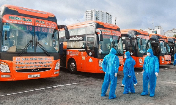 Người dân tại 'vùng xanh' ở TP.HCM đăng ký về quê bằng cách nào?