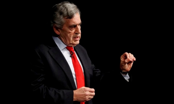 Cựu Thủ tướng Anh kêu gọi hành động khẩn cấp để ngăn chặn 'thảm họa lãng phí vaccine COVID-19'