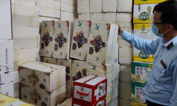 Đà Nẵng thu giữ hơn 43.000 bánh trung thu Trung Quốc