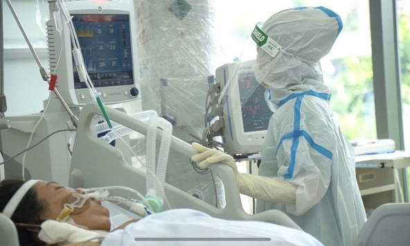 Sở Y tế TP.HCM kiến nghị cơ chế thu phí điều trị COVID-19 cho bệnh viện tư nhân