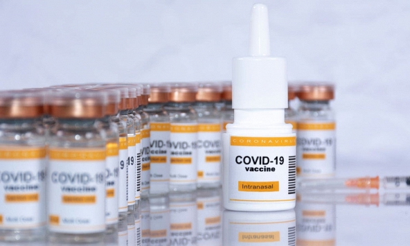 Trung Quốc phát triển vaccine dạng hít khí dung đầu tiên