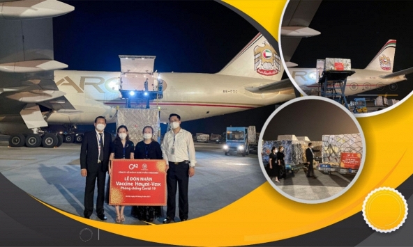 1 triệu liều vaccine COVID-19 Hayat-Vax về tới sân bay Quốc tế Nội Bài
