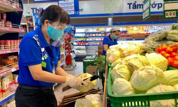 Cá mú Khánh Hòa giảm mạnh, siêu thị tăng cường khuyến mãi ngày đầu tháng