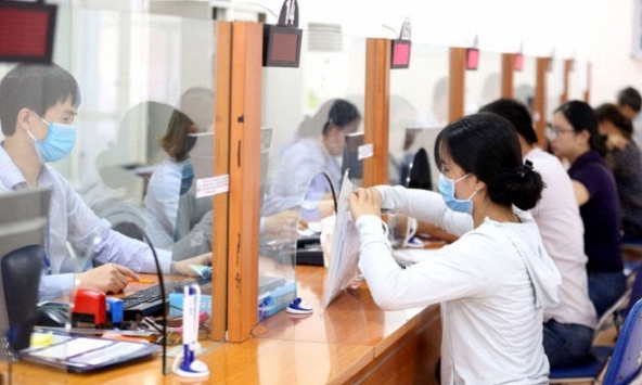 Người lao động đã nghỉ việc cần làm gì để nhận được tiền hỗ trợ?