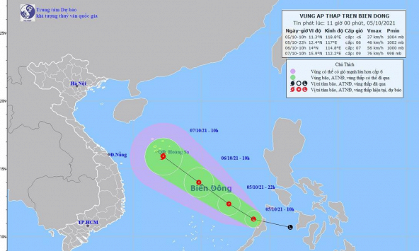 Áp thấp vào Biển Đông, sắp mạnh thành bão, miền Trung mưa to