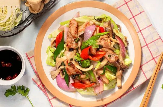 Món ngon mỗi ngày: Gà xào nấm

