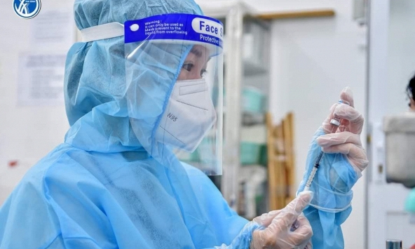 TP.HCM có thêm gần 850.000 liều vaccine AstraZeneca và Pfizer