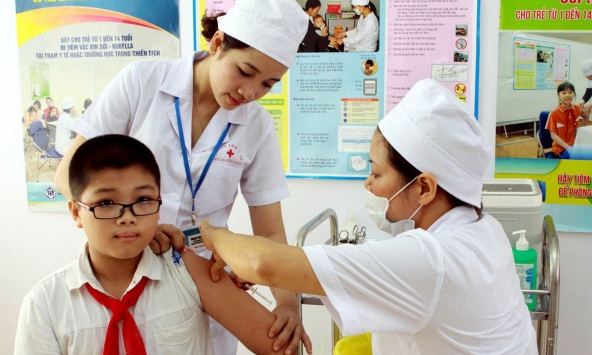 Trẻ em từ 12-17 tuổi sẽ được tiêm vaccine COVID-19 trong quý 4/2021
