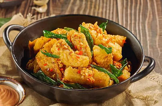 Món ngon mỗi ngày: Cá chiên xóc tỏi