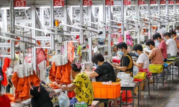 10 ngân hàng quốc tế đã cắt giảm dự báo tăng trưởng ở Trung Quốc