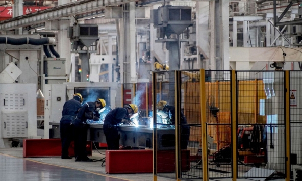 Tăng trưởng kinh tế quý 3 của Trung Quốc chậm lại đáng kể, còn 4,9%