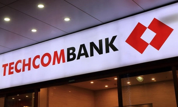 Techcombank: Lãi trước thuế quý 3 tăng 40%, nợ xấu tăng 41%