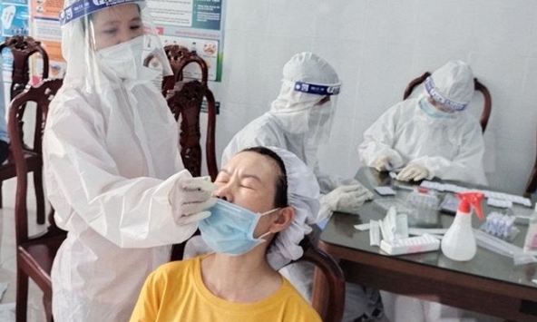 Vì sao giá xét nghiệm COVID-19 mỗi nơi mỗi khác?