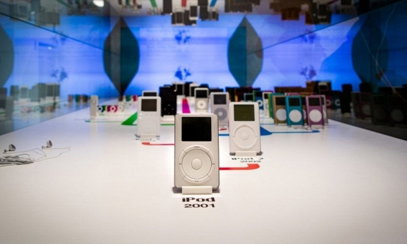 IPod tròn 20 tuổi: Apple đã thay đổi ngành công nghiệp giải trí ra sao?