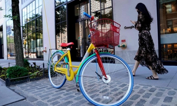 Công ty mẹ của Google báo lãi kỷ lục nhờ quảng cáo trực tuyến