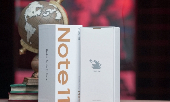 Trên tay Redmi Note 11 series: Thiết kế viền vuông như iPhone, giá từ 4.2 triệu đồng