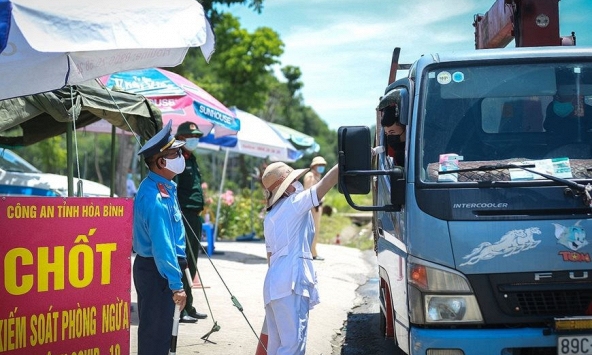 Xuất hiện nhiều F0 trong cộng đồng, một số tỉnh miền Tây nâng cấp độ dịch