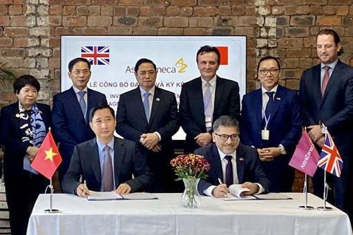VNVC ký hợp đồng mua hơn 25 triệu liều vaccine ngừa COVID-19 của AstraZeneca