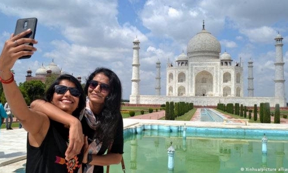 Ấn Độ mở cửa du lịch: Doanh nghiệp vui mừng, chuyên gia lo lắng