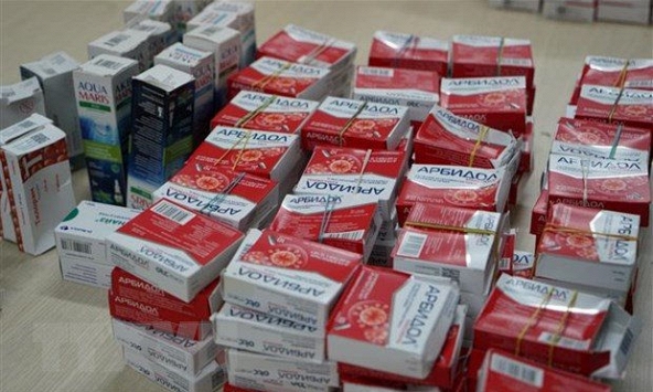 Hải quan TP.HCM thu giữ 266 hộp thuốc điều trị COVID-19 nhập lậu