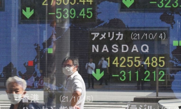 Chứng khoán châu Á - Thái Bình Dương biến động trái chiều sau khi S&P 500 lập kỷ lục