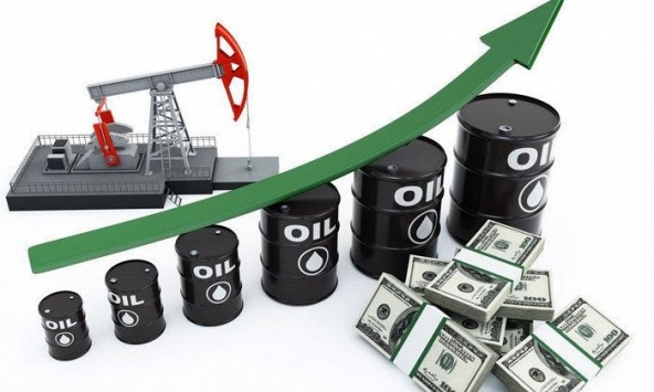 OPEC+ quyết định duy trì chính sách sản lượng, giá dầu bật tăng mạnh