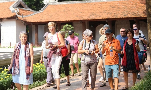 Từ tháng 11/2021, khách du lịch quốc tế có thể đến Việt Nam  mà không phải cách ly