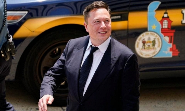 Elon Musk thu về bao nhiêu tiền nếu bán 10% cổ phiếu tại Tesla?