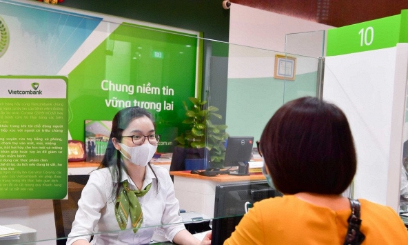 Lãi suất Vietcombank tháng 11/2021: Giảm 0,1% tại một số kỳ hạn