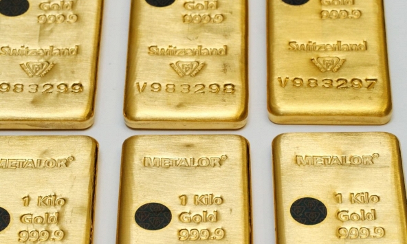 Giá vàng thế giới kết thúc một đợt bùng nổ, trong nước giữ mốc 60 triệu đồng