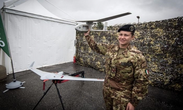 Trung Quốc nắm quyền kiểm soát một nhà sản xuất máy bay không người lái của quân đội Ý