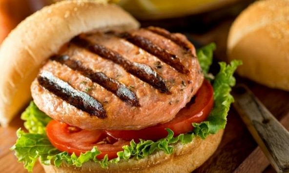 Món ngon mỗi ngày: Burger cá hồi
