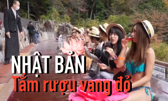 Tắm rượu vang đỏ ở Nhật Bản
