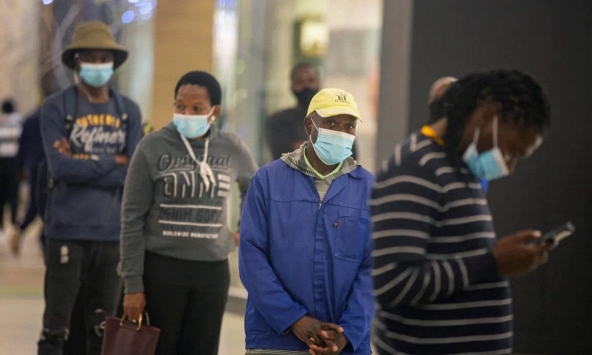 Những điều cần biết về 'siêu biến thể' omicron, nguy hiểm hơn chủng Delta