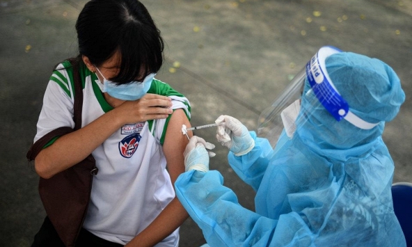 Hà Nội hoãn tiêm vaccine được gia hạn cho học sinh