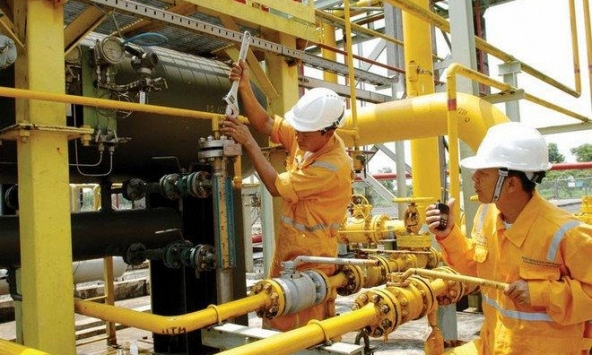 Cổ phiếu cần quan tâm 9/12: PVS, PVD, HDC, VRE và CTG