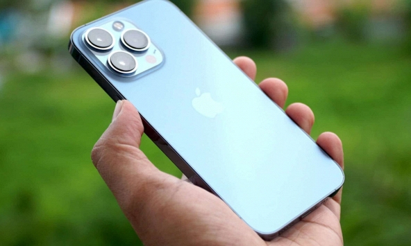 Apple đặt mục tiêu bán hơn 300 triệu iPhone vào năm 2022