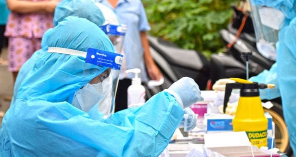 Có thêm 16.141 ca dương tính COVID-19 trong ngày 11/12