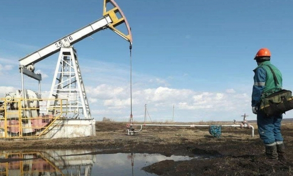 Giá dầu quay đầu tăng mạnh nhờ thông tin tích cực về biến thể Omicron 