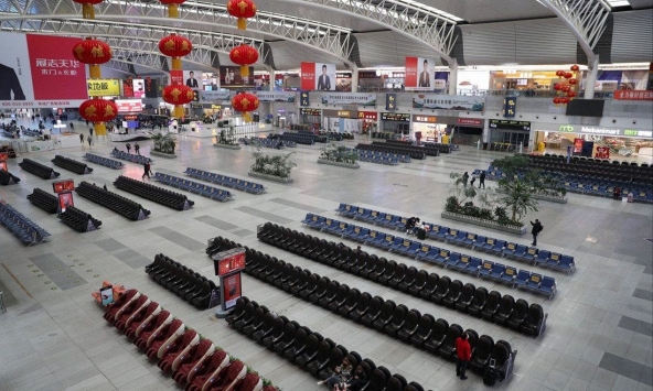 Trung Quốc kêu gọi Công nhân không về quê đón Tết Nguyên đán khi đợt COVID-19 mới bùng phát