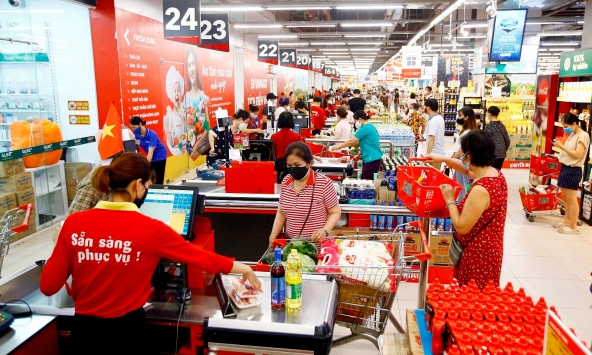 Giá nguyên liệu làm bánh, mứt Tết tăng mạnh