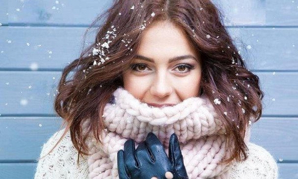 Mẹo tạm biệt làn da khô sần, nứt nẻ vào mùa Đông