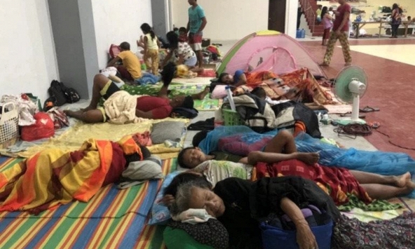 ‘Siêu bão’ Rai đổ bộ vào Philippines, hàng chục ngàn người phải sơ tán