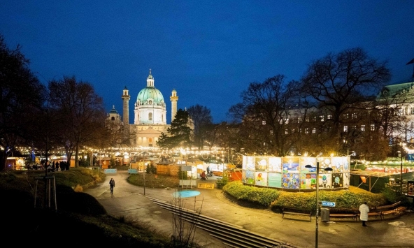 Omicron khiến người dân châu Âu ‘phá sản’ kế hoạch Giáng sinh năm thứ 2 liên tiếp